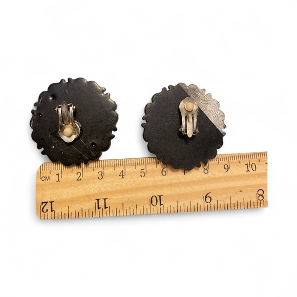 Vintage Mother-of-Pearl Style Clip-On Earrings Gold Ornate Frame - Picture 3 of 3